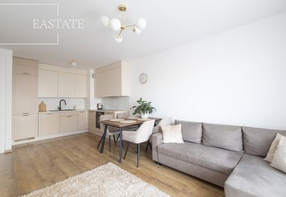 Urokliwe mieszkanie w bardzo spokojnej okolicy