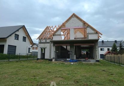 Żurawiniec - dom położony w sąsiedztwie lasów