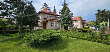 Poniemiecka willa 158m2 na działce 707m2 garaż