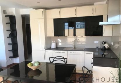 Kawalerka na pradze-południe