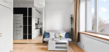 Miejskie gniazdko z antresolą–cisza/widok/parking