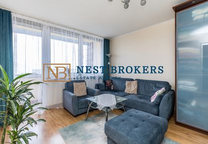 3 pokoje, jasna kuchnia. do negocjacji!