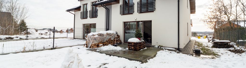 Na sprzedaż nowoczesny dom bliźniak.