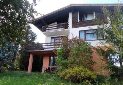 Dom w mesznej z widokiem na góry.