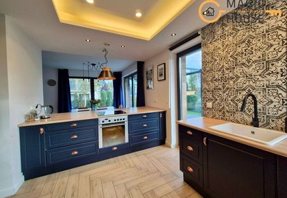 Piękny dom wolnostojący - duża działka