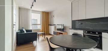 Wysoki standard/loggia/wiktoryn 6/parking