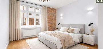 Dwupokojowe w ścisłym centrum krakowa w kamienicy!