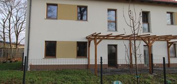 Mieszkanie z ogrodem. cześciowo wykończone.