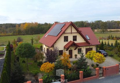 Piękny dom jednorodzinny, ogród, garaż,