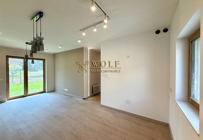 Apartament z ogródkiem przy lesie – nowe chechło