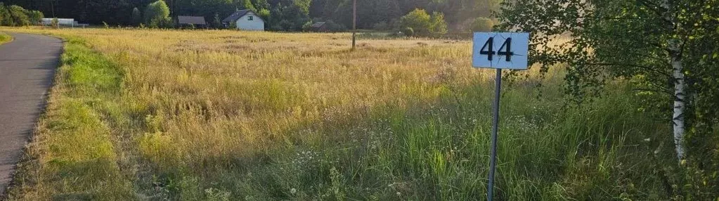 Działka budowlana w sąsiedztwie lasów 1500m2