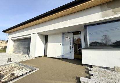 Dom parterowy pod nadarzynem z szybkim dojazdem