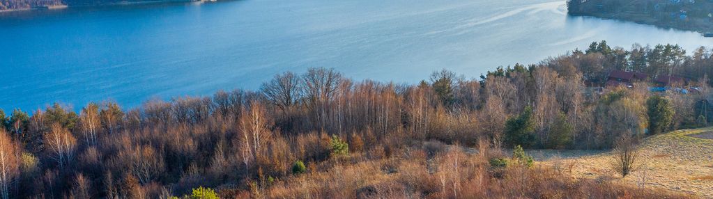 Działka na skale  z widokiem na jezioro rożnowskie
