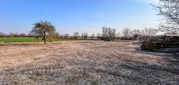 Działka w grucznie 2166m² wz, media w pobliżu