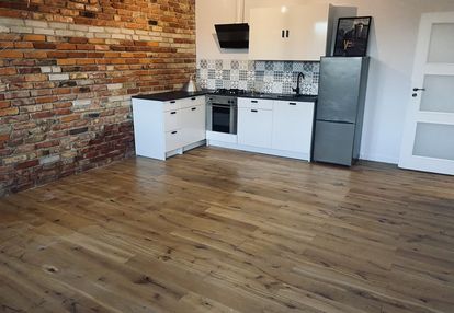 2 pokoje w centrum miasta+miejsce postojowe