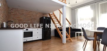 Ścisłe centrum, 52 m2, 2 pokoje, baldachówka