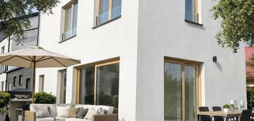 Komfortowy bliźniak + dodatkowe 60 m2 poddasza