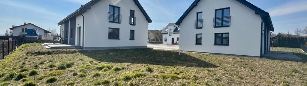 Dom zfotowoltaiką, pompa ciepła lublewo