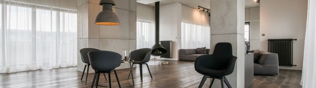 Loftowy penthouse widokowy na zabłociu