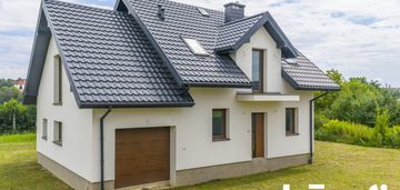 Dom z widokiem na panoramę łańcuta