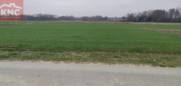Płaska działka w spokojnym miejscu!!!