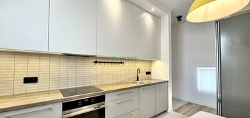 Komfortowe 3 pokoje z osobną kuchnią, balkon