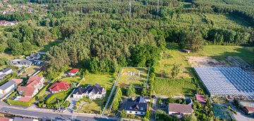 Na sprzedaż działka pod lasem 1.369 m²
