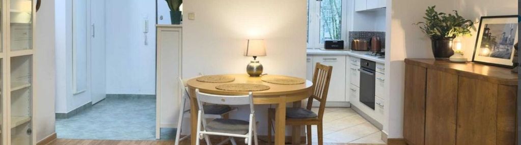 | blisko metra | duży balkon | piwnica|