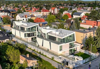 Dwupiętrowy apartament z ogrodem| rumiana house ii