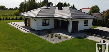 Dom z windą i dużym garażem - łuszczów pierwszy