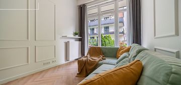 330cm wysokości/koneser/ do wprowadzenia