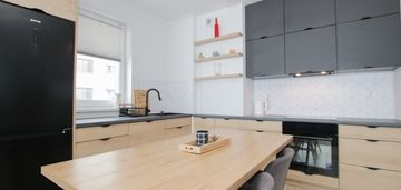 3 pokoje, 59m, 1 piętro, winda, miejsce postojowe