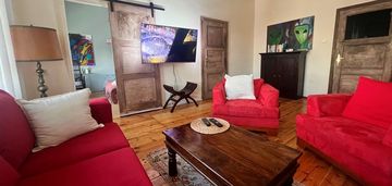 3-pokojowe w przedwojennej kamienicy w centrum