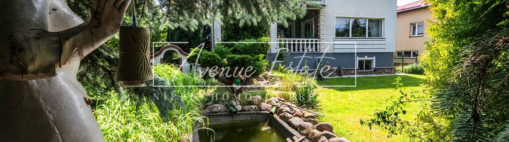 Piękna duża działka/ dom blisko metra