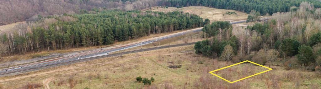 Woda i prąd i gaz | przy lesie | prostokątna