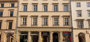 Grodzka | 89 m² do remontu w zabytkowej kamienicy