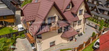 Willa -zakopane- centrum- pow. 283 m2