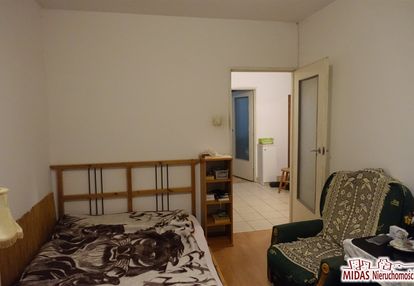 51m2, 2 pokoje,loggia,1 piętro,parking jednostka e