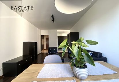 Balkon/parking/komórka/metro-3min!