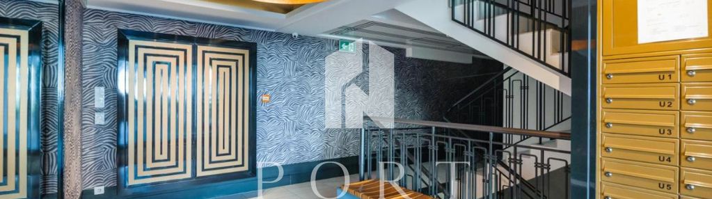 Art deco z antresolą