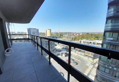 3 pokoje, 58m2, 8 piętro, balkon, ul zagnańska plaza