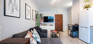 Nowoczesne 2 pokoje z dużym balkonem