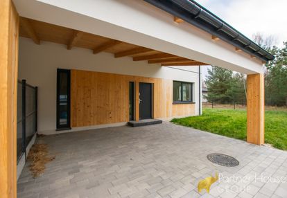 Rodzinny dom w  spokojnej  okolica blisko warszawy