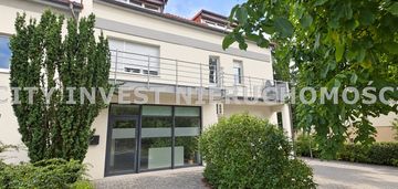Dom  370 m² | osiedle malarzy |