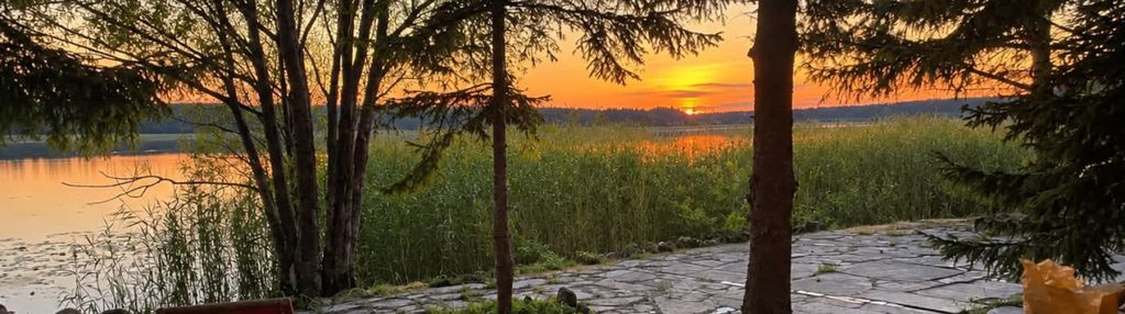 Wyjątkowy dom nad jeziorem łaśmiady | sajzy