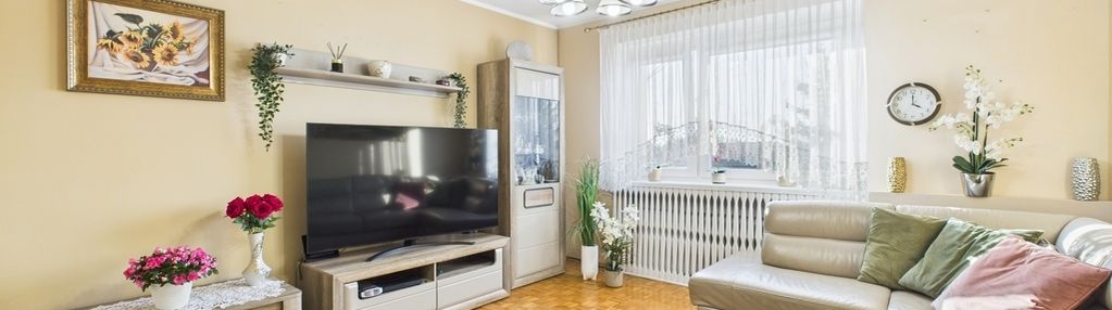 Dom 3 kondygnacje, 3 kuchnie, 3 łazienki, garaż