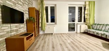 *2 pokoje, widna kuchnia, 2 balkony, po remoncie*