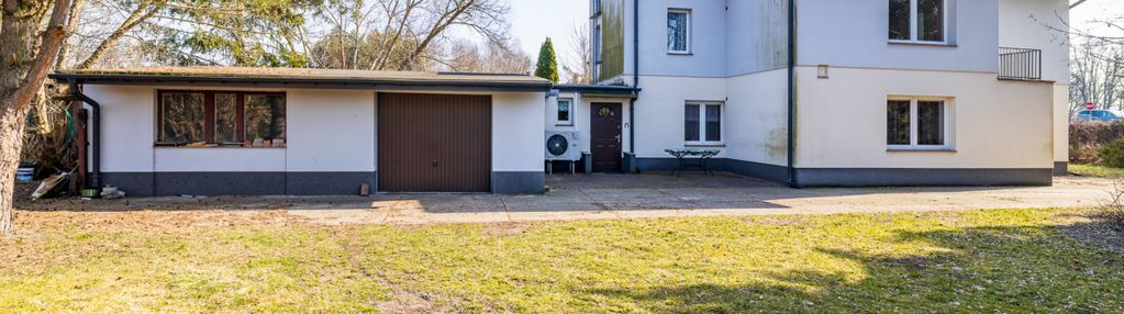 Sprzedam lub zamienię na bloki-dom z dużą działką.