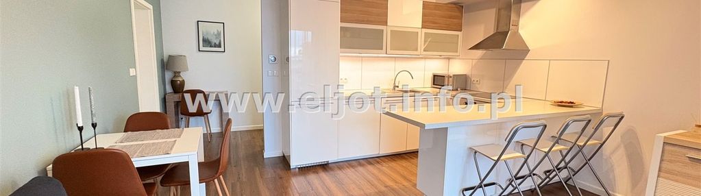 Wyjątkowe odnowione 2 pok dębowe tarasy iii