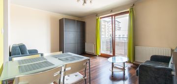 Kawalerka | balkon | *lubostroń 22 e* | 31 mkw